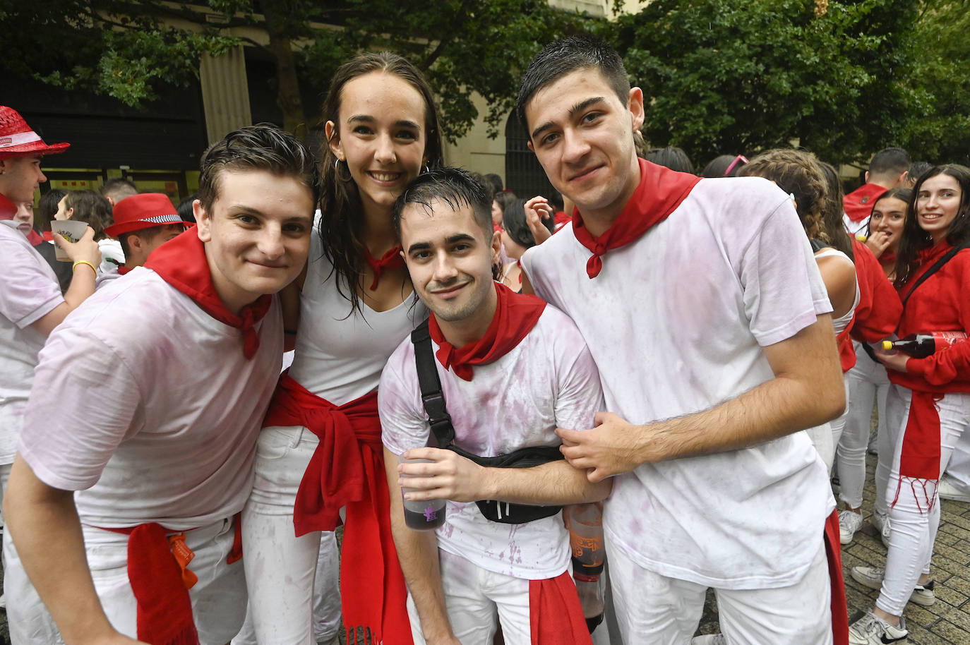 Fotos: Empapados en la fiesta de siempre