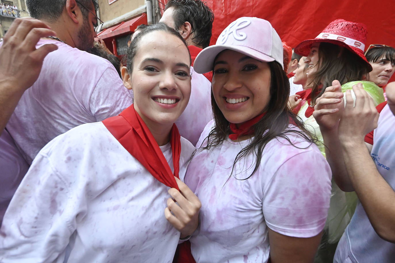 Fotos: Empapados en la fiesta de siempre