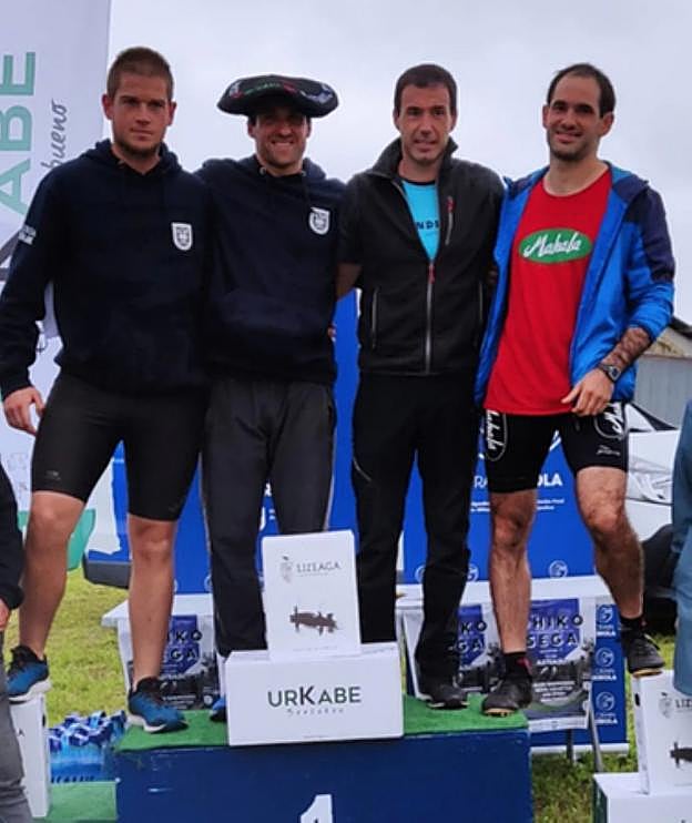 Lehen lau sailkatuak. 