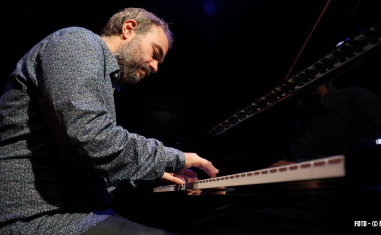 El pianista madrileño Moisés Sánchez ofrecerá uno de los ocho conciertos del ciclo JazzEñe. 
