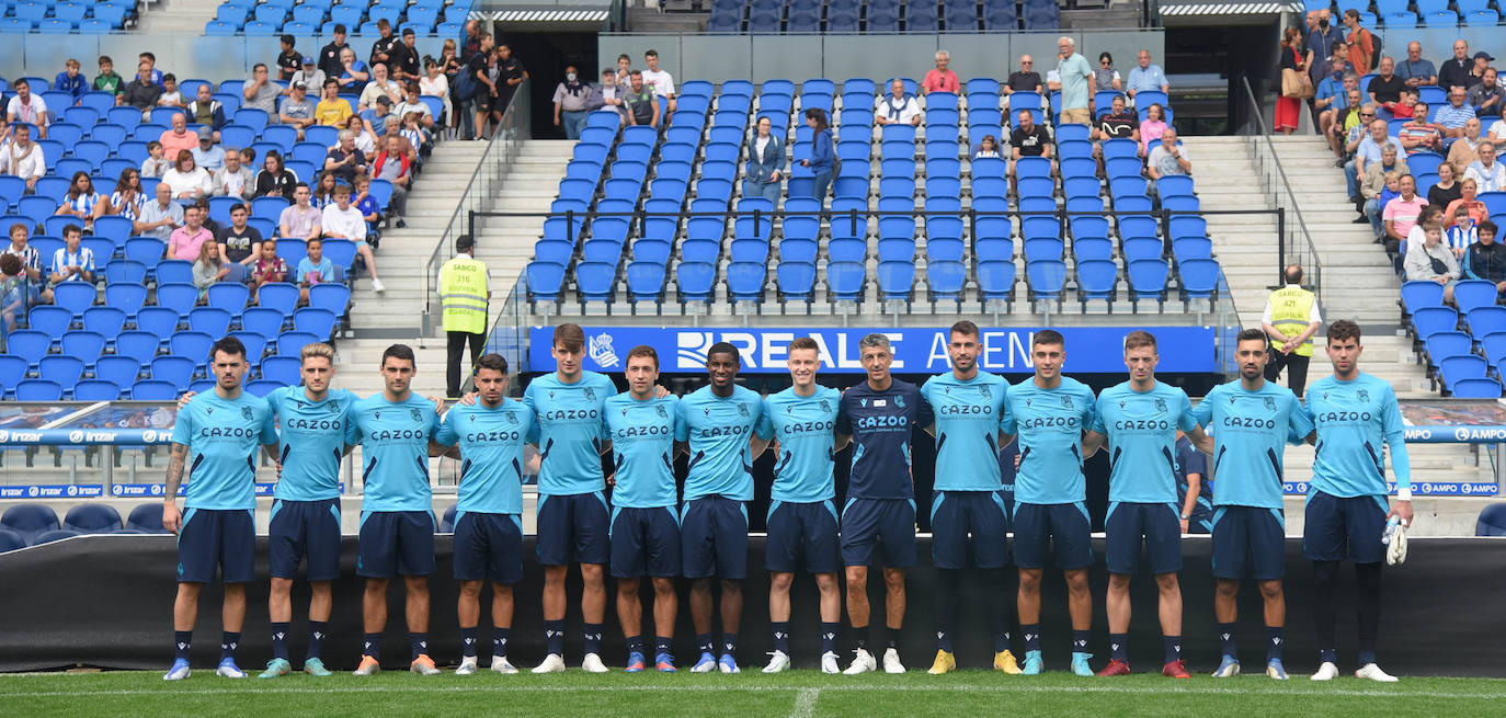 Fotos: Así ha sido el primer entrenamiento de La Real Sociedad en el Reale Arena