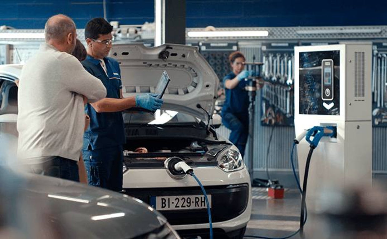 Coches eléctricos e híbridos: ¿sufren más averías que los diésel y gasolina?