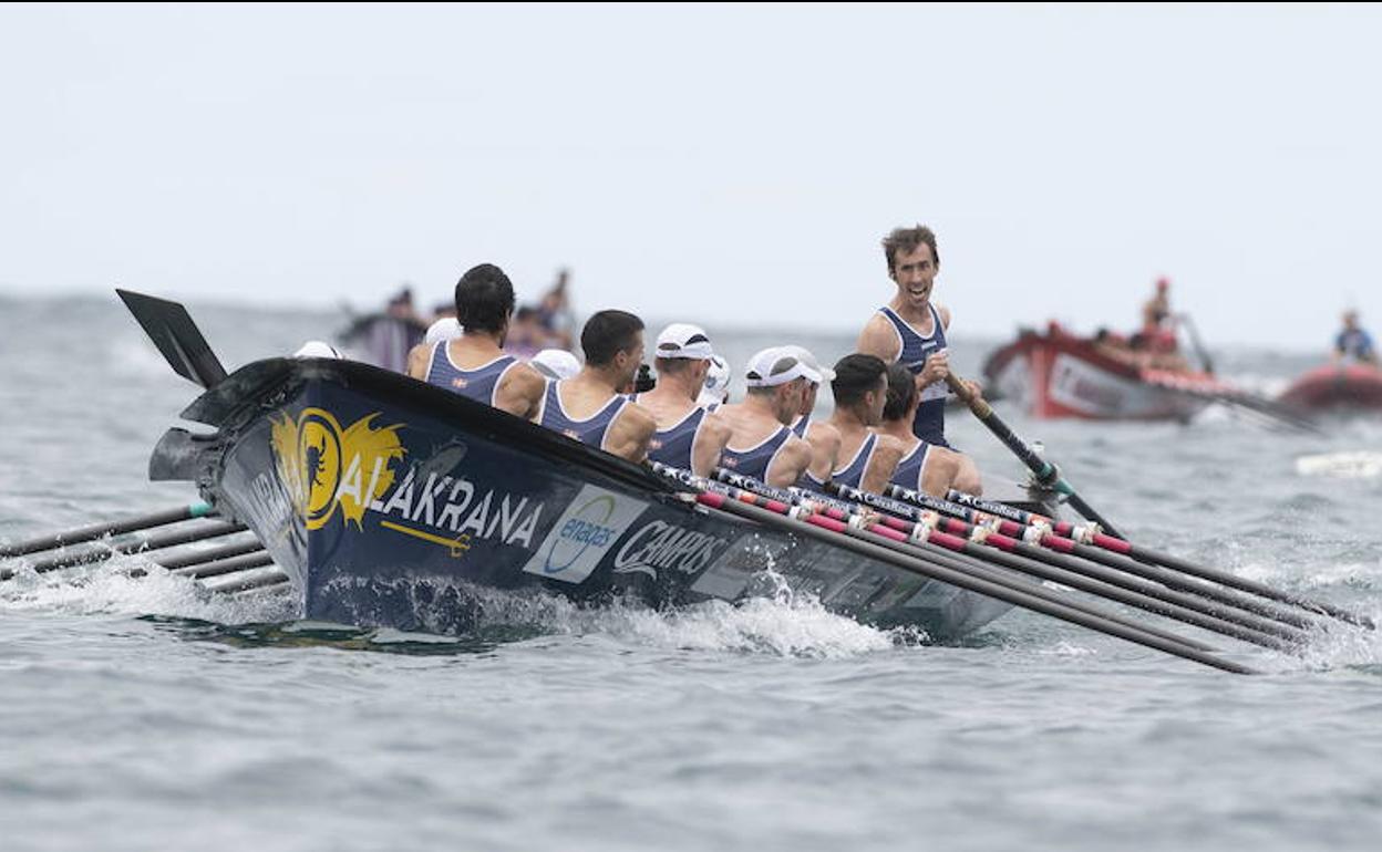 La Bou Bizkaia marcó un ritmo infernal que nadie pudo seguir en el exigente campo de el Orzán. 