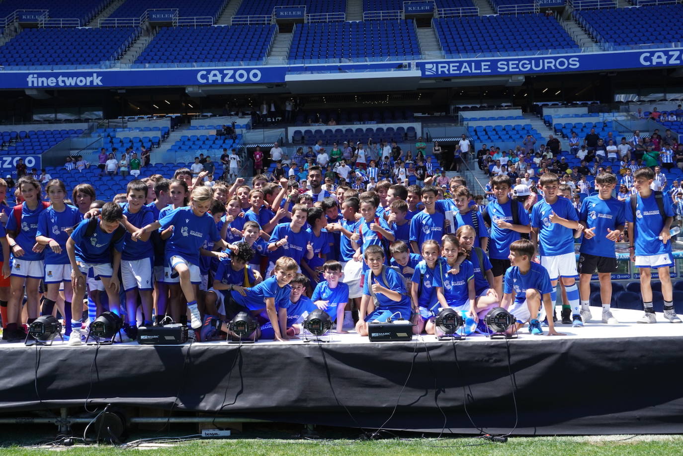 Brais Méndez ha sido presentado este lunes en Anoeta.