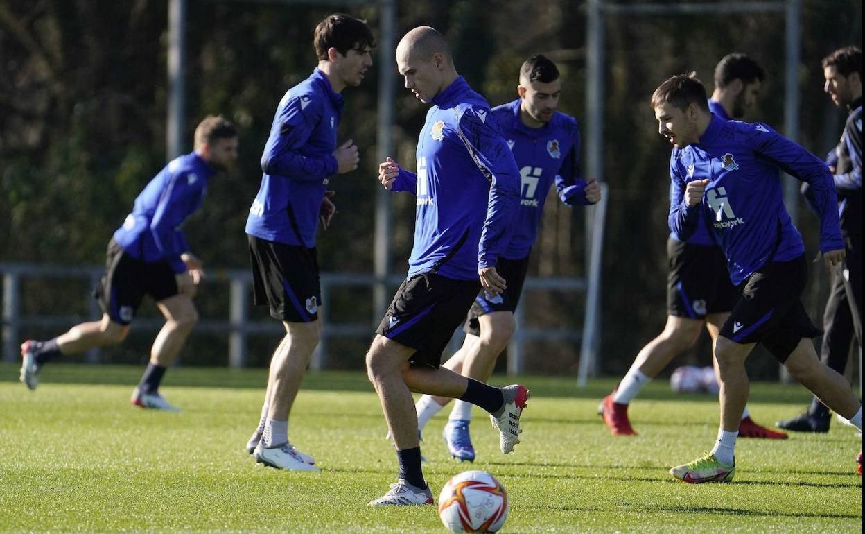 Real Sociedad: Jon Guridi firma por el Alavés para las próximas cuatro temporadas