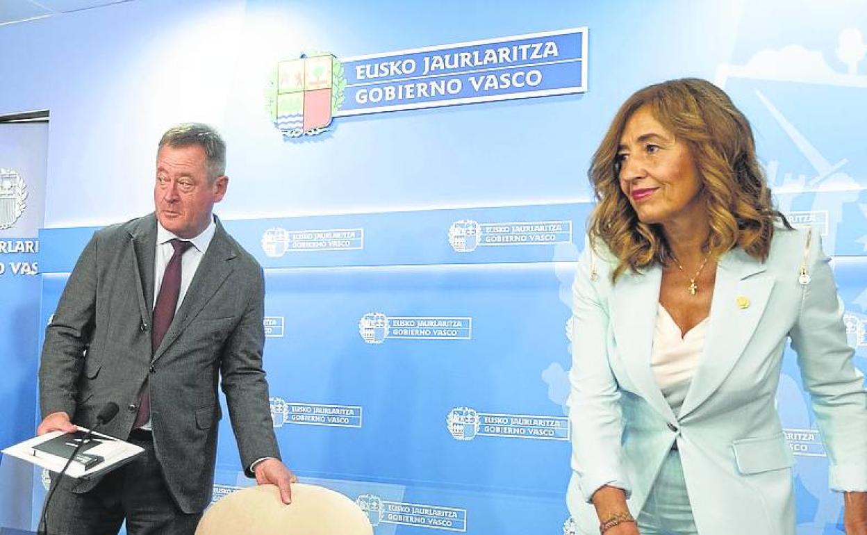 Bingen Zupiria y Olatz Garamendi, en la rueda de prensa de este martes.