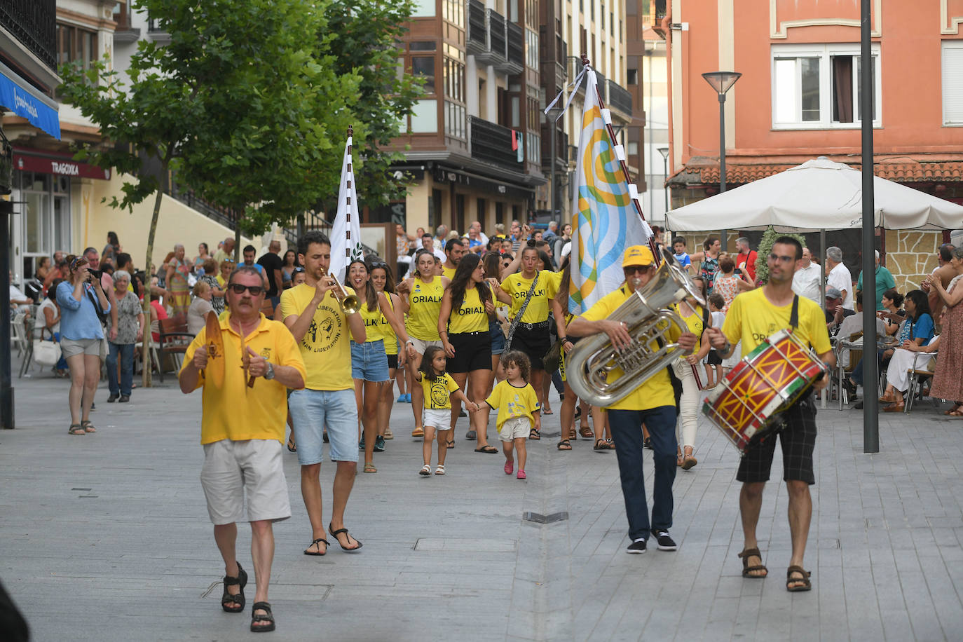 Fotos: Orio se vuelca con las campeonas