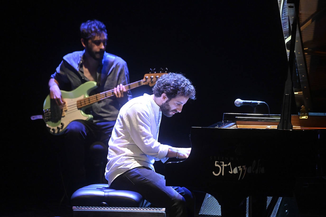 Fotos: Los conciertos de Oreka TX y Chico Pérez en imágenes