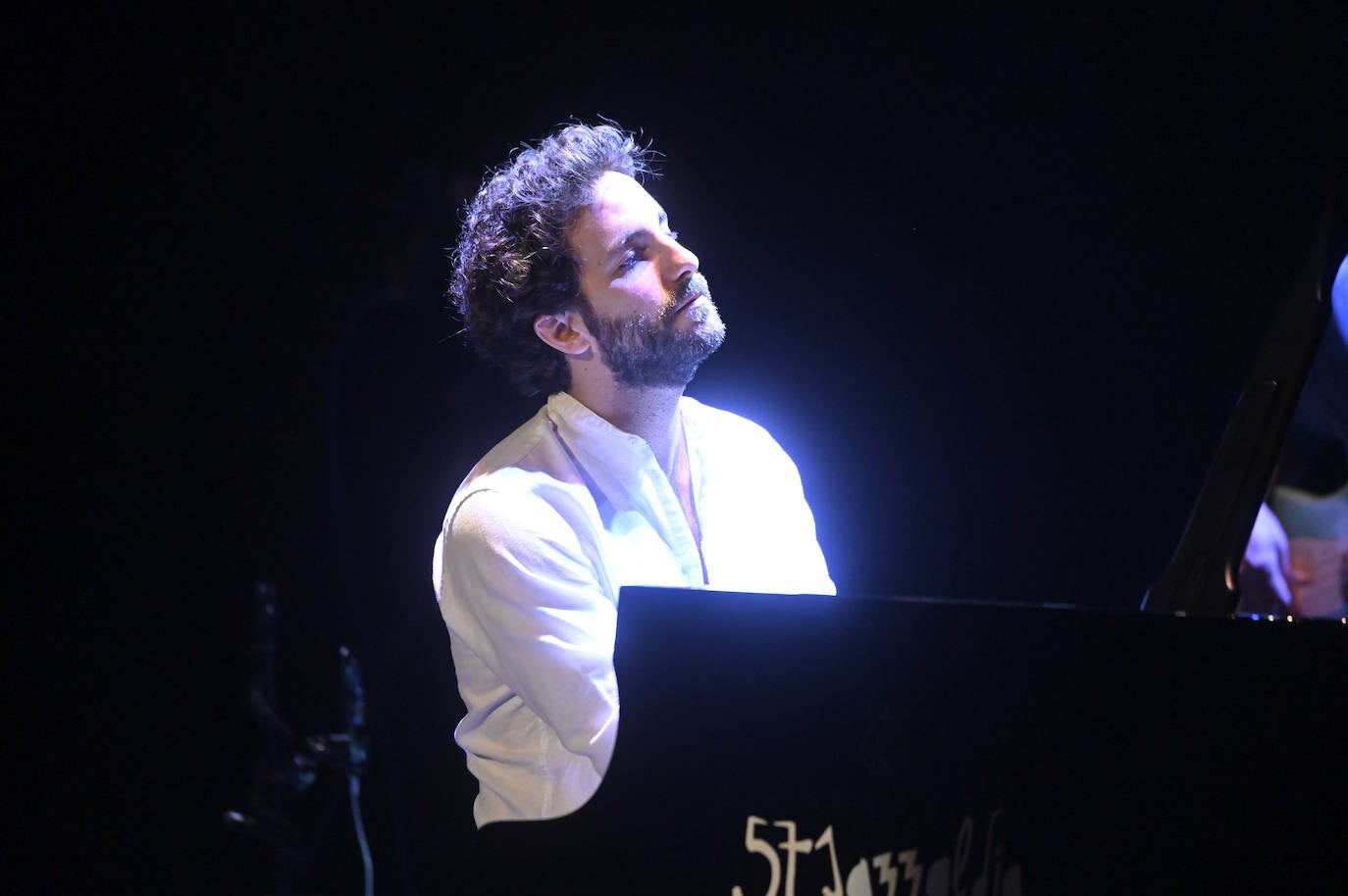 Fotos: Los conciertos de Oreka TX y Chico Pérez en imágenes