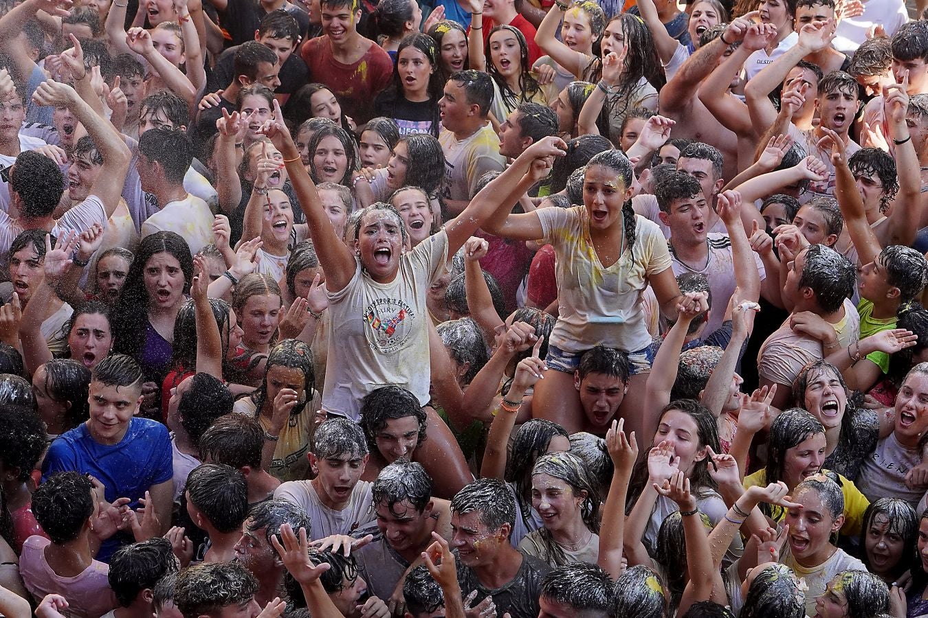 Fotos: Errenteria estalla de júbilo con el comienzo de las Madalenas