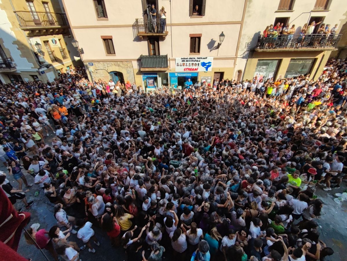 Fotos: Errenteria estalla de júbilo con el comienzo de las Madalenas