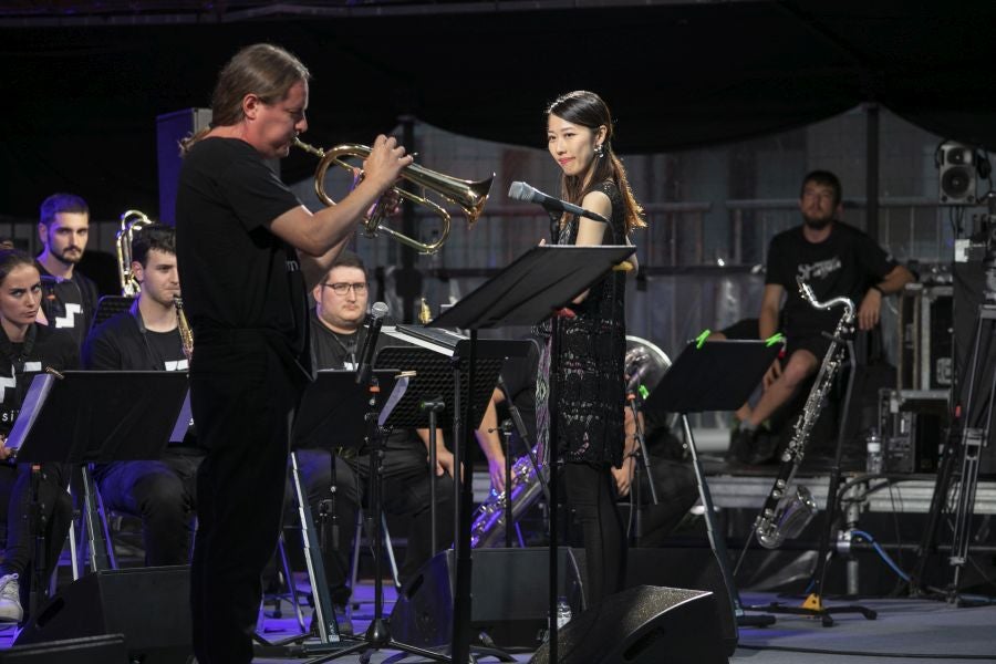 Fotos: La Musikene Summer Big Band y Miho Hazama