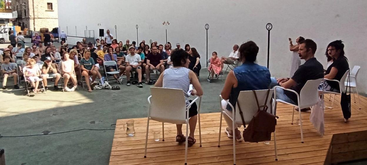 Herrietako zaintza egitasmoak izan zituzten hizpide jardunaldien azken egunean. 