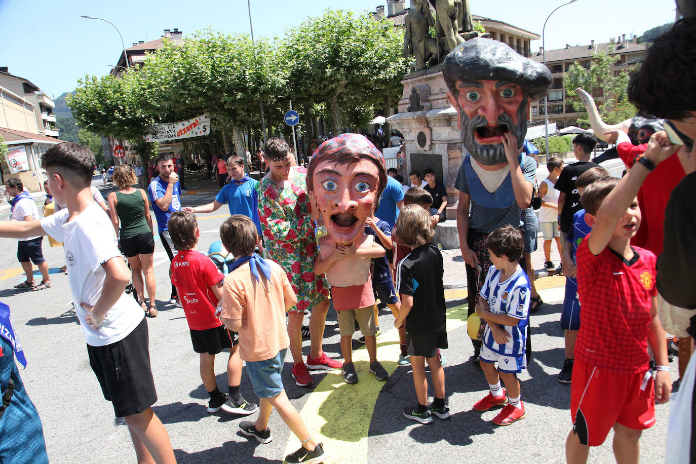 Fotos: El chupinazo de Santa Ana en imágenes