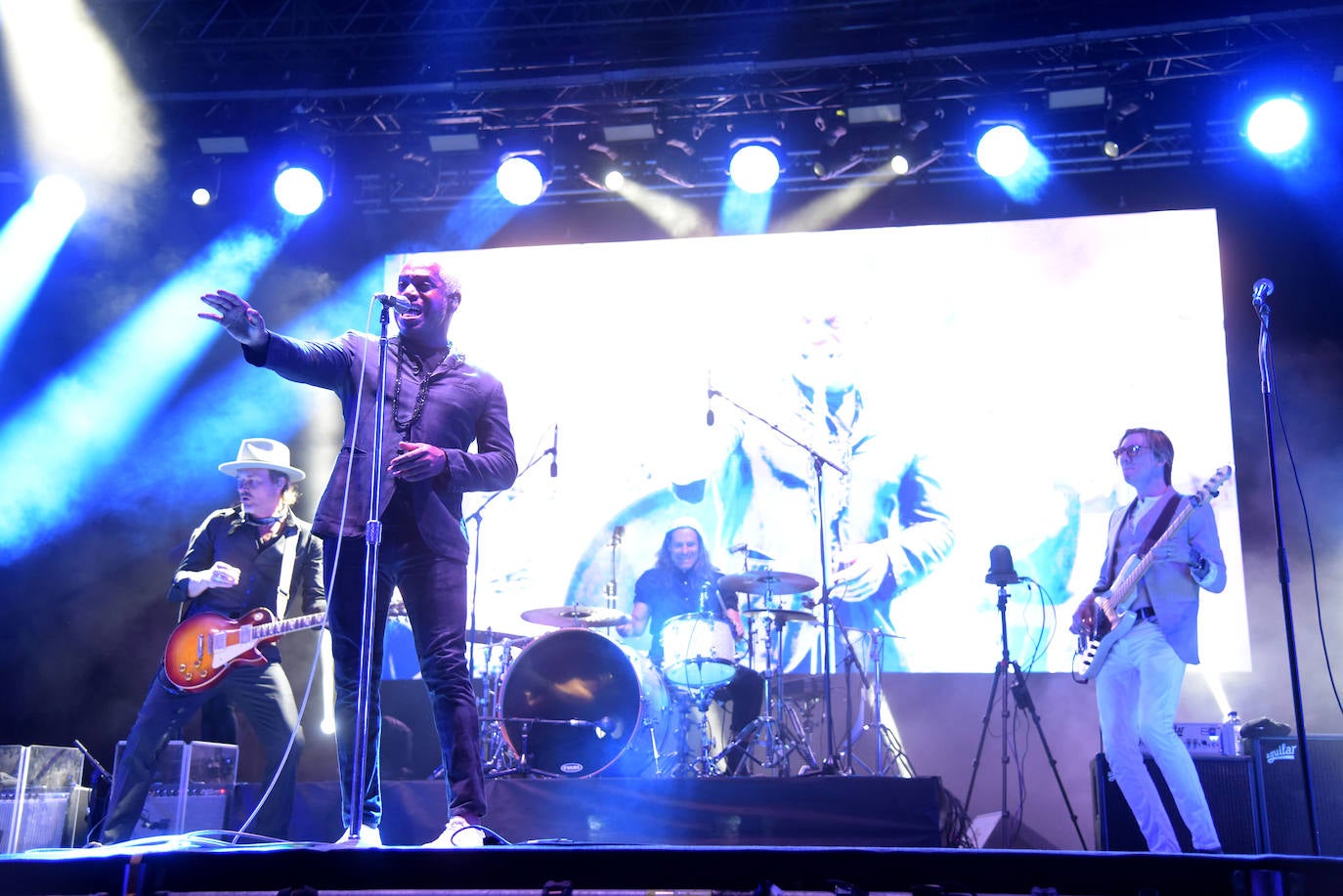 Fotos: El &#039;soul primitivo&#039; de Vintage Trouble triunfa en La Zurriola