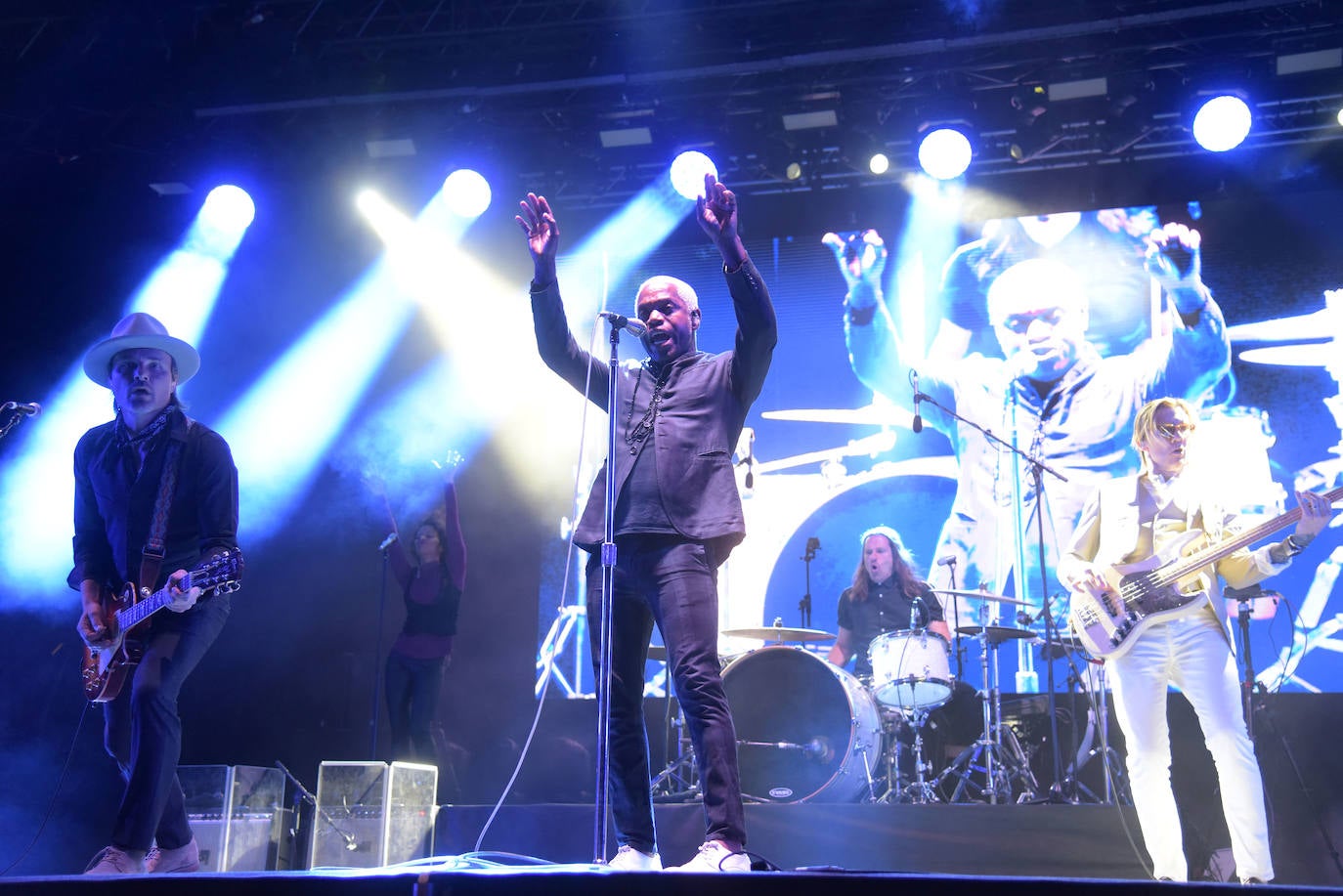 Fotos: El &#039;soul primitivo&#039; de Vintage Trouble triunfa en La Zurriola