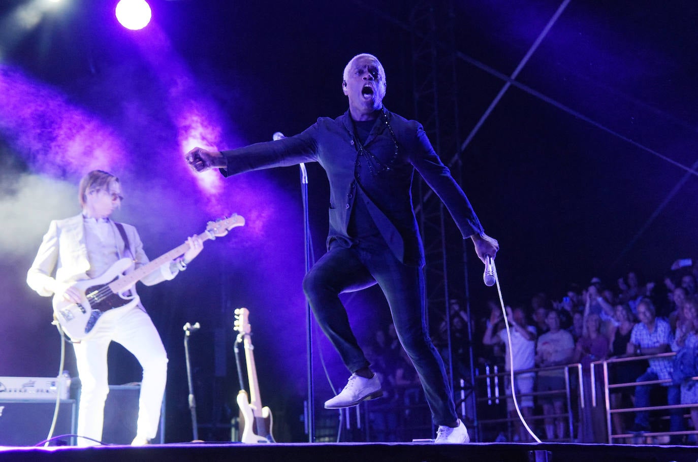 Fotos: El &#039;soul primitivo&#039; de Vintage Trouble triunfa en La Zurriola