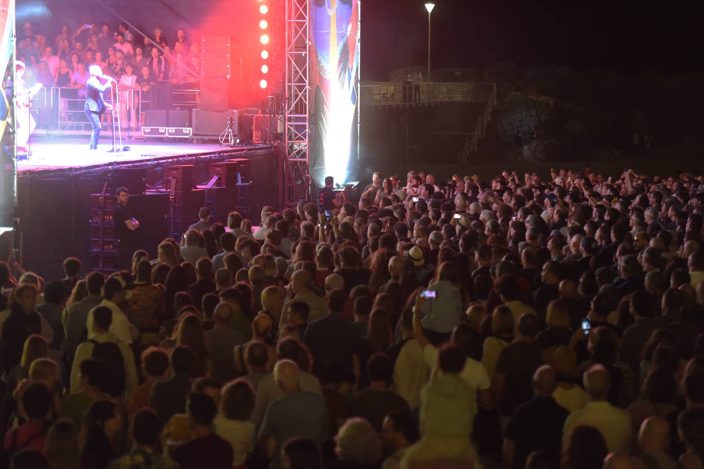 Fotos: El &#039;soul primitivo&#039; de Vintage Trouble triunfa en La Zurriola
