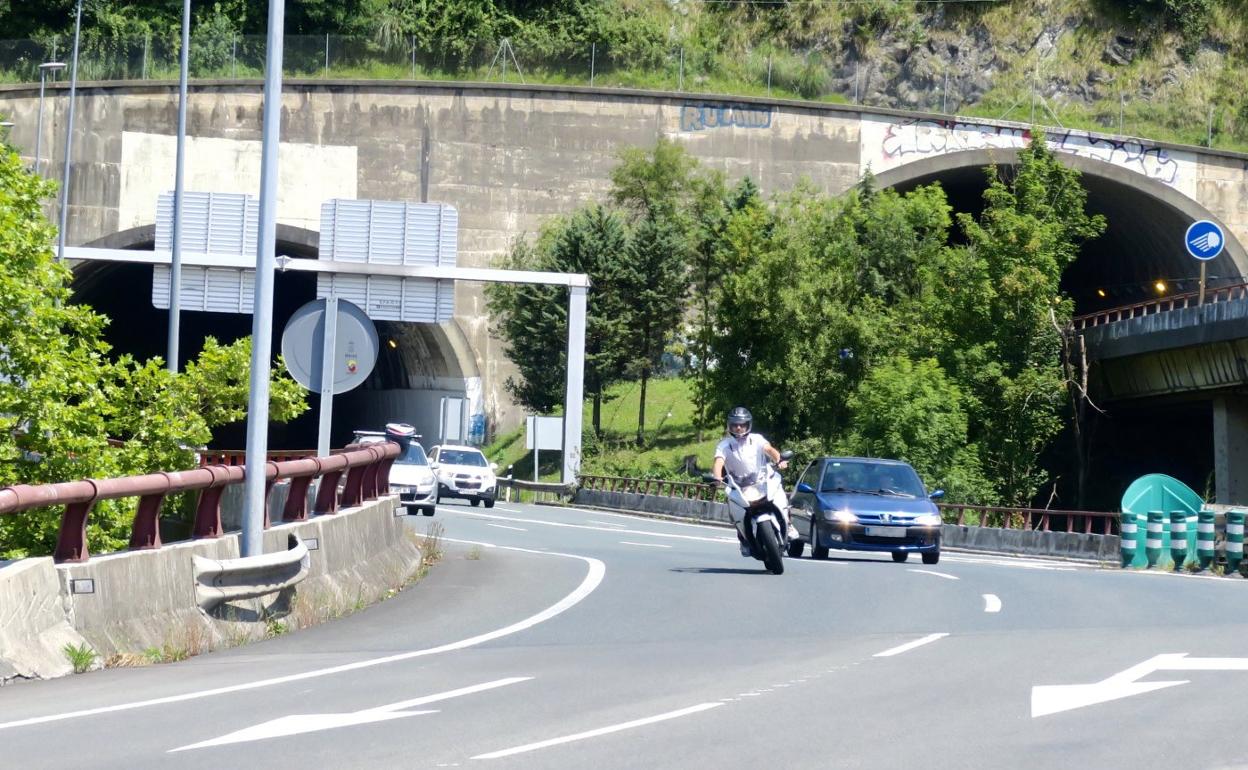 Salida del túnel de Polloe, a la altura de Riberas de Loiola, donde ocurrió el accidente. 