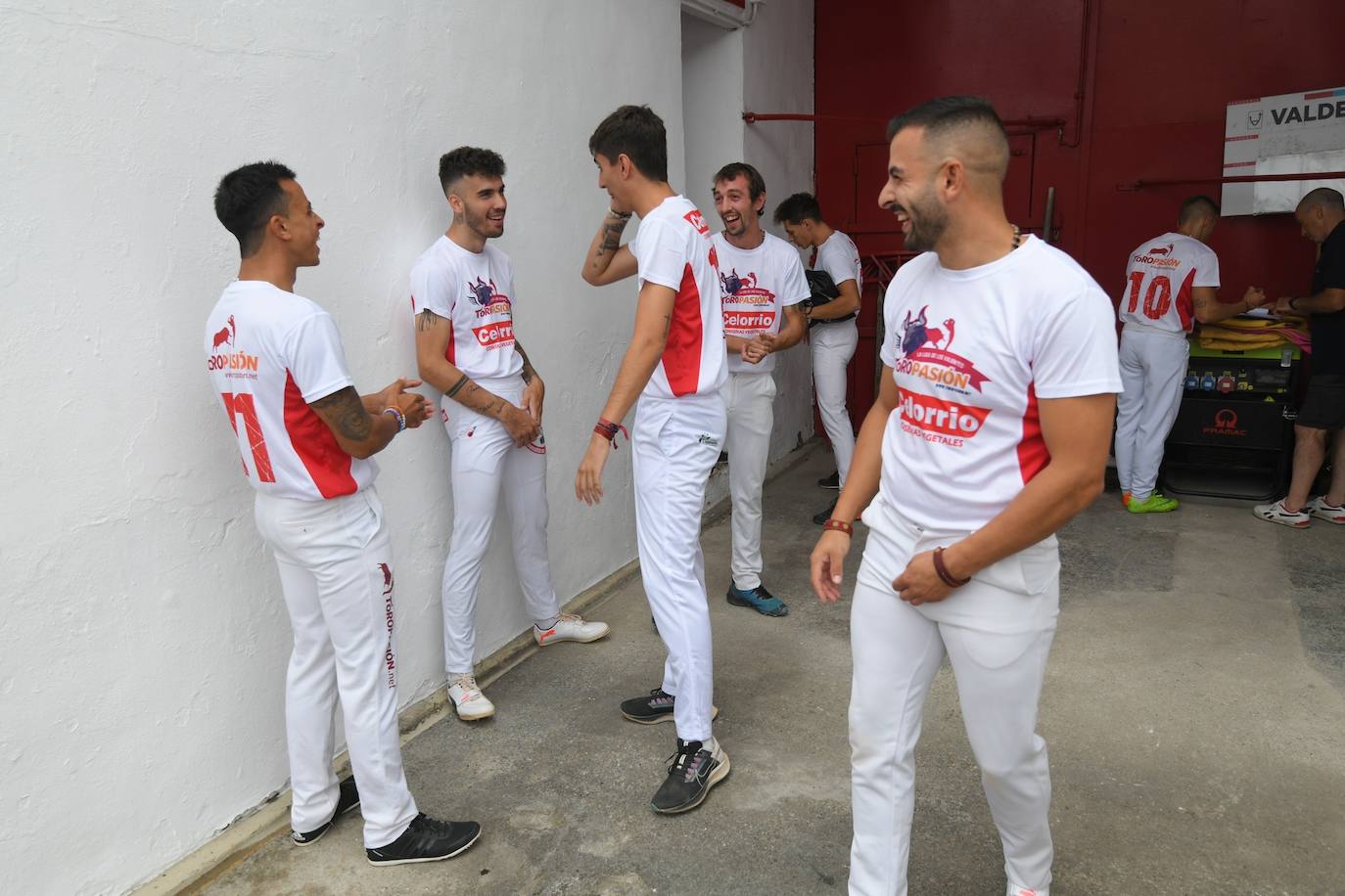 Fotos: Los recortadores y sus piruetas conquistan la Plaza de Toros de Azpeitia