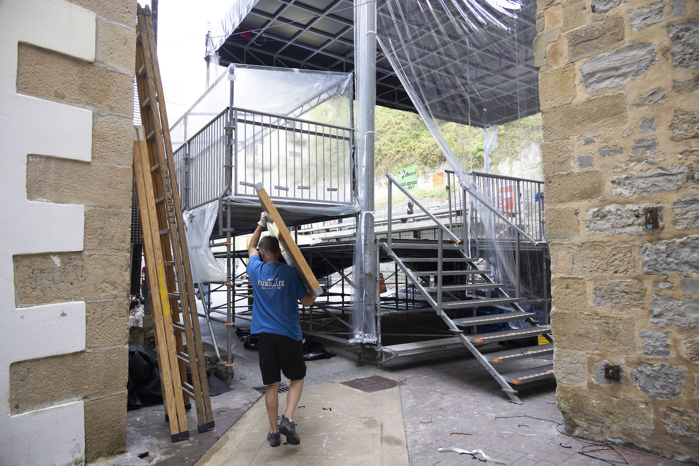 Fotos: Desmontaje de los escenarios del Jazzaldia