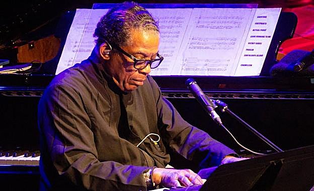 Un sonido de móvil con Hancock