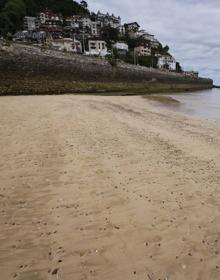 Imagen secundaria 2 - San Sebastián: Medio verano sin piedras en la playa de Ondarreta