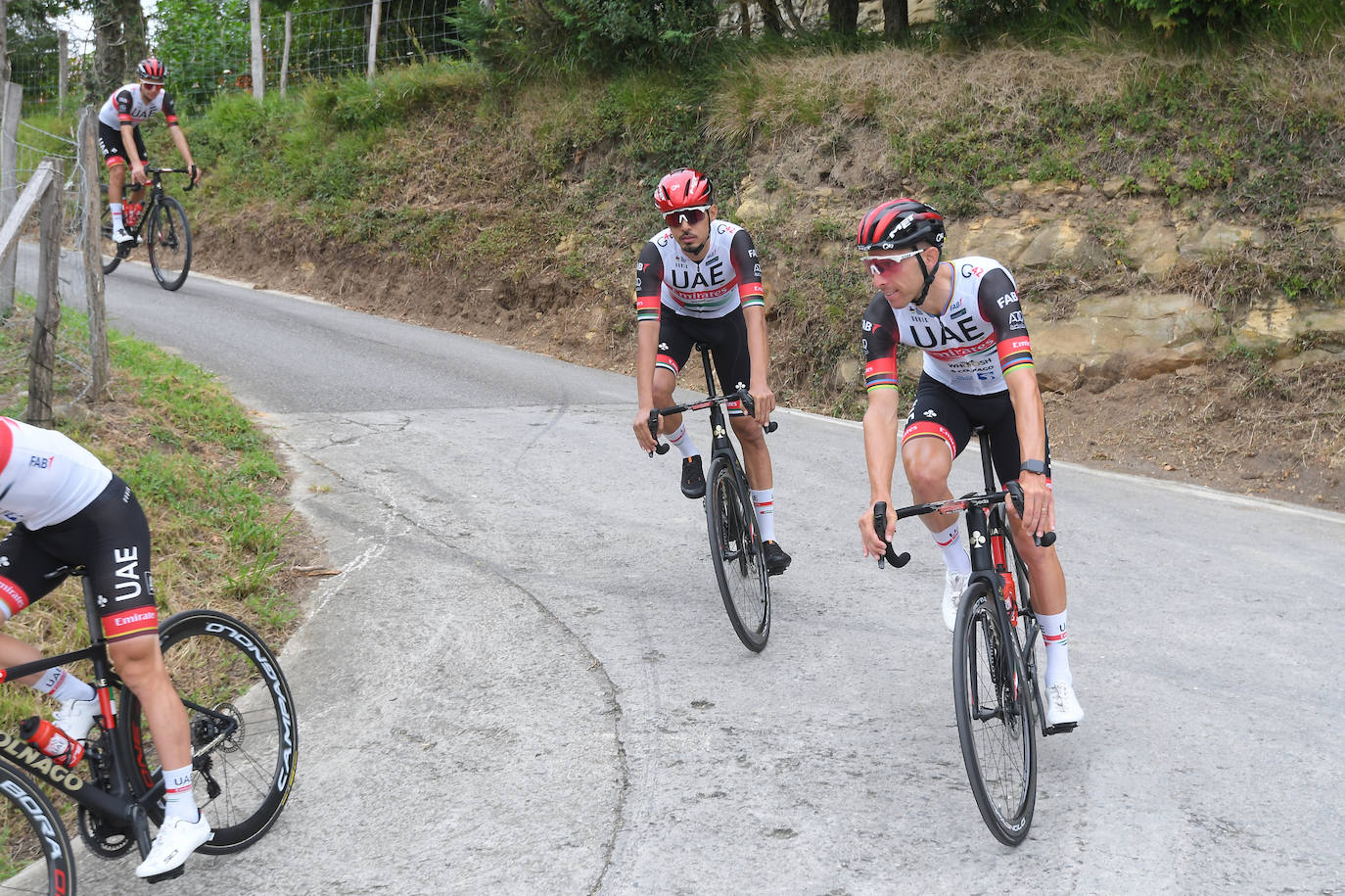 Fotos: Los favoritos de la Clásica se preparan en Murgil