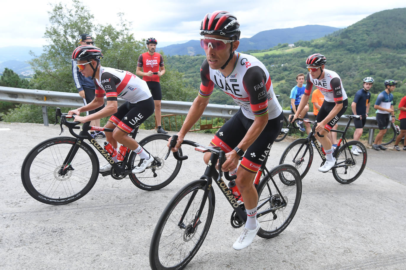 Fotos: Los favoritos de la Clásica se preparan en Murgil