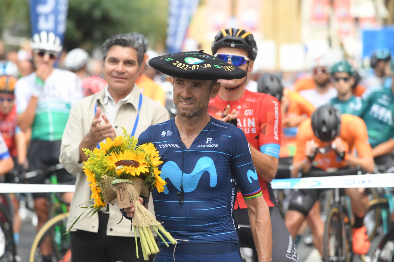 Fotos: Búscate en la salida de la Clásica de San Sebastián