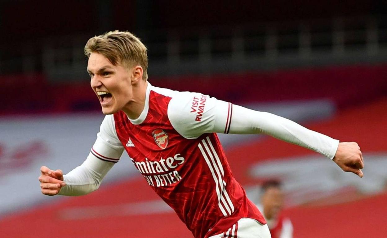 Martin Odegaard es el nuevo capitán del Arsenal.