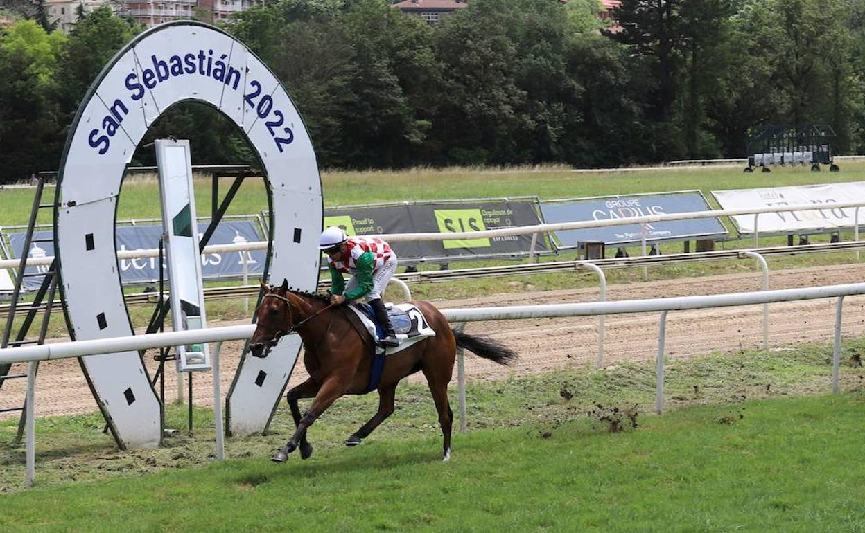 'Katalina' viene de ganar el premio Elcano en el hipódromo. 