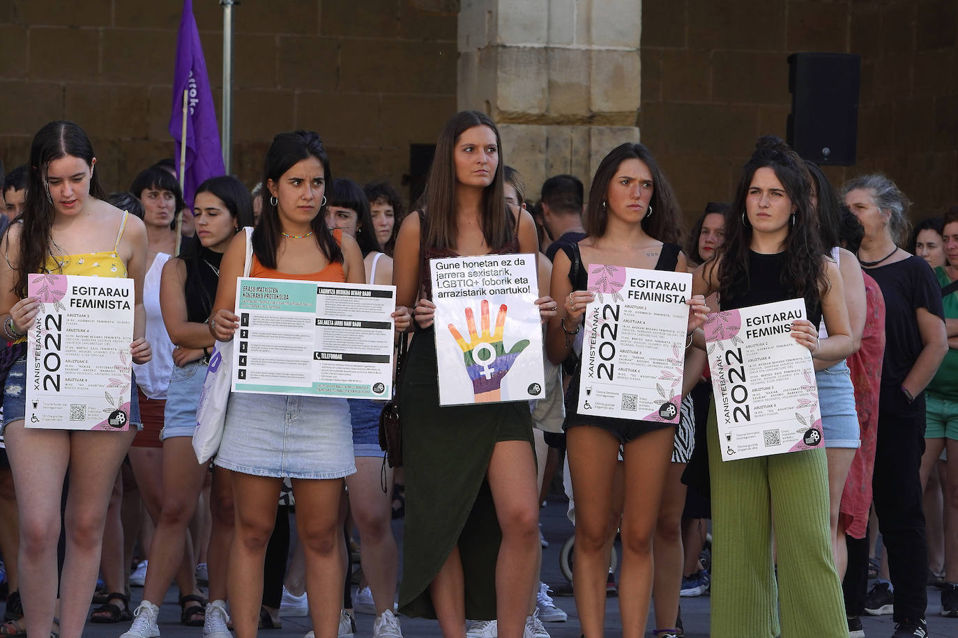 Fotos: Xanisteban festetan murgildu dira oiartzuarrak