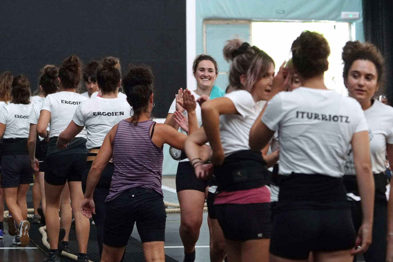 Fotos: Ekitaldiz jositako Xanistebanetako egun handia