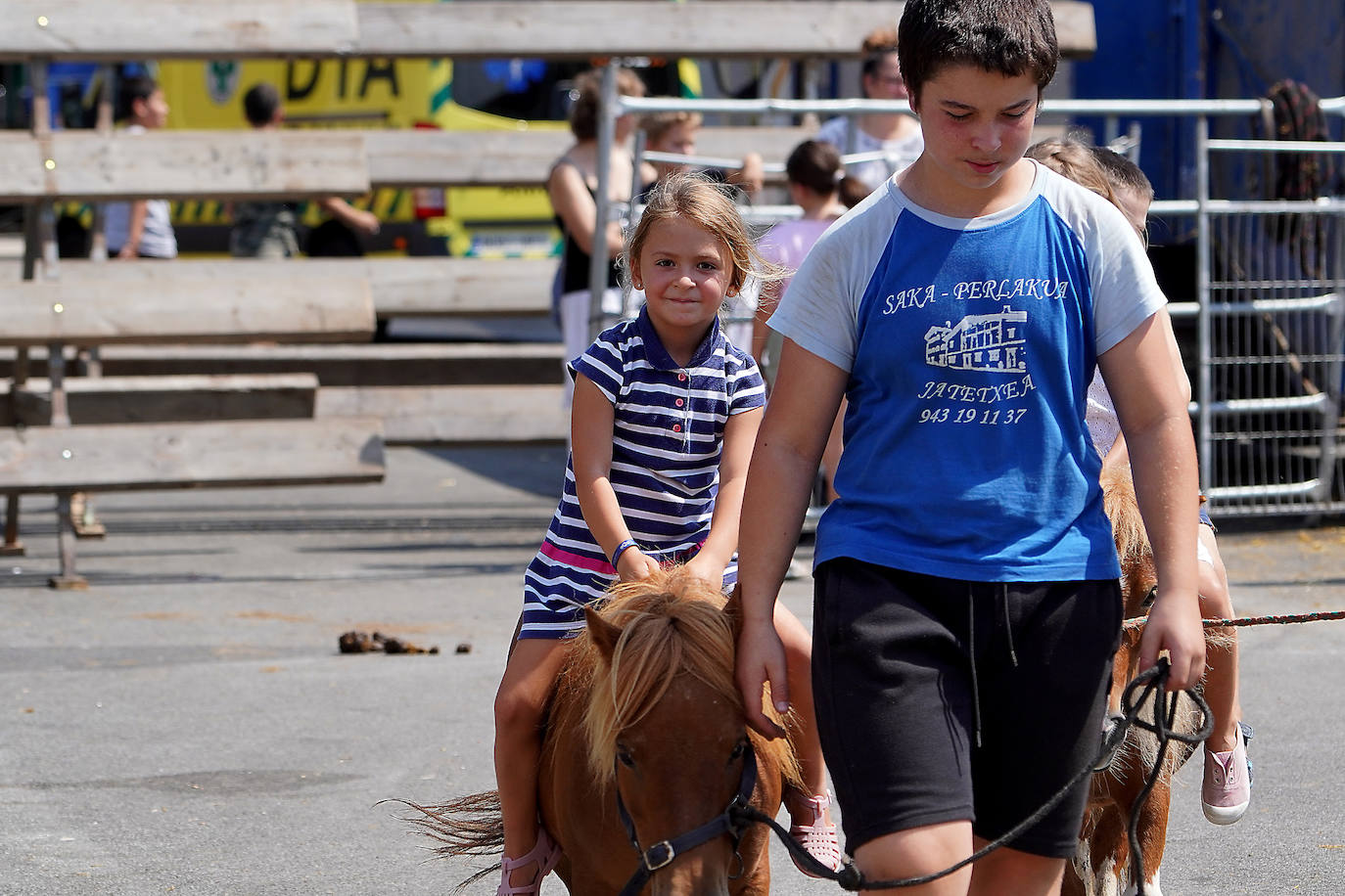 Fotos: Ekitaldiz jositako Xanistebanetako egun handia