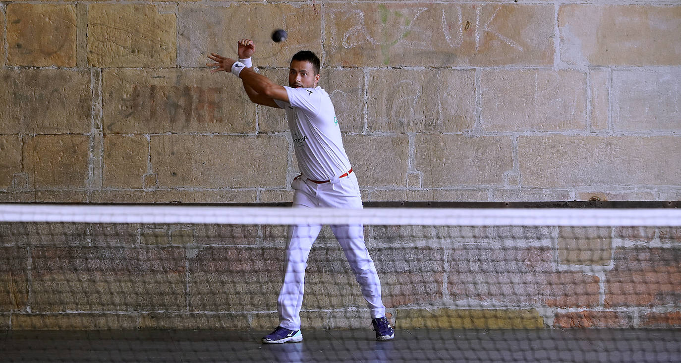 Fotos: Ekitaldiz jositako Xanistebanetako egun handia