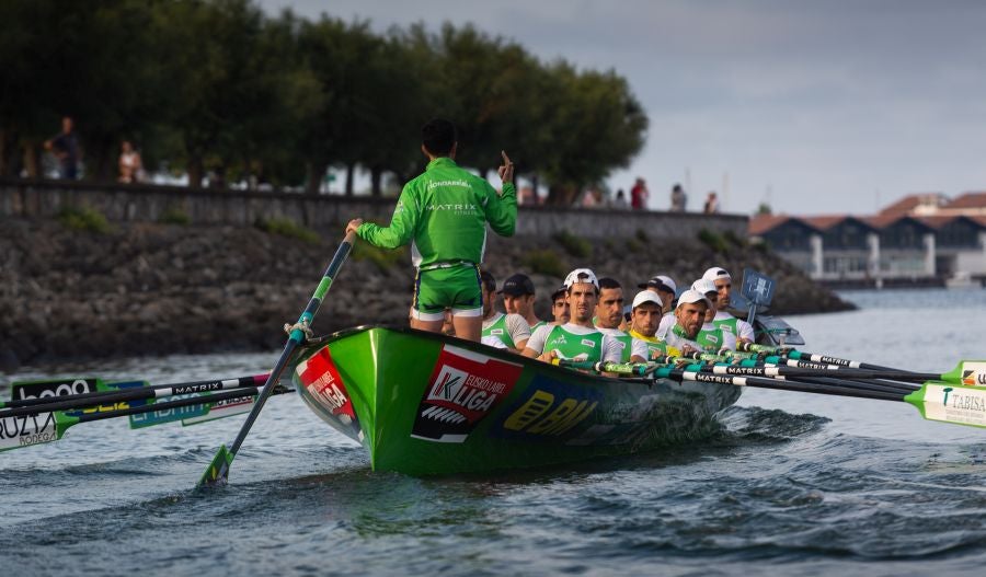Fotos: DV acompaña a Hondarribia en un entrenamiento