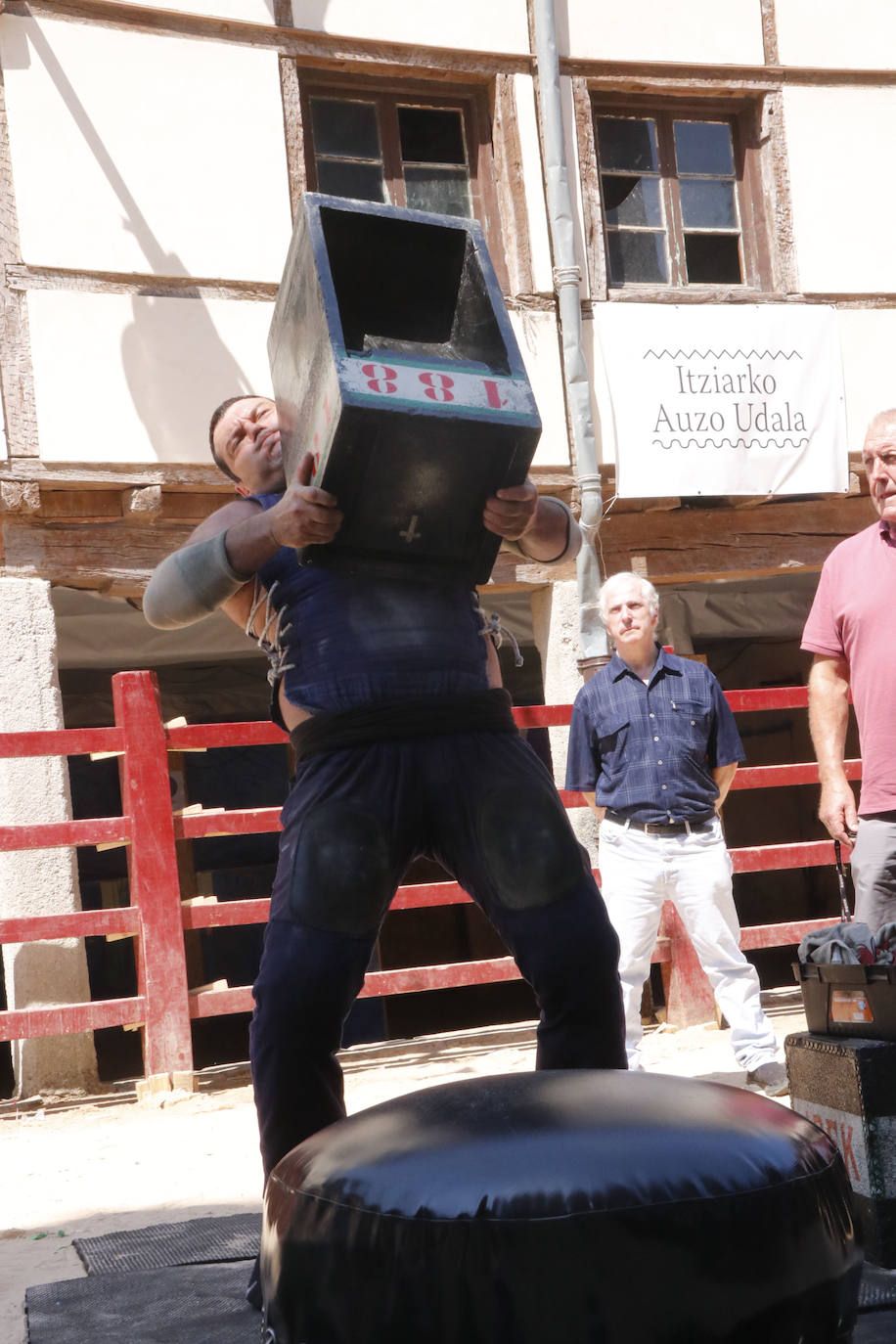 Fotos: Fiestas Kopraixak en Itziar