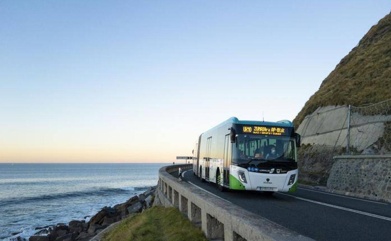 El incidente ocurrió en la líne 'UK48G' que recorrre Zarautz, Aia y Orio. 