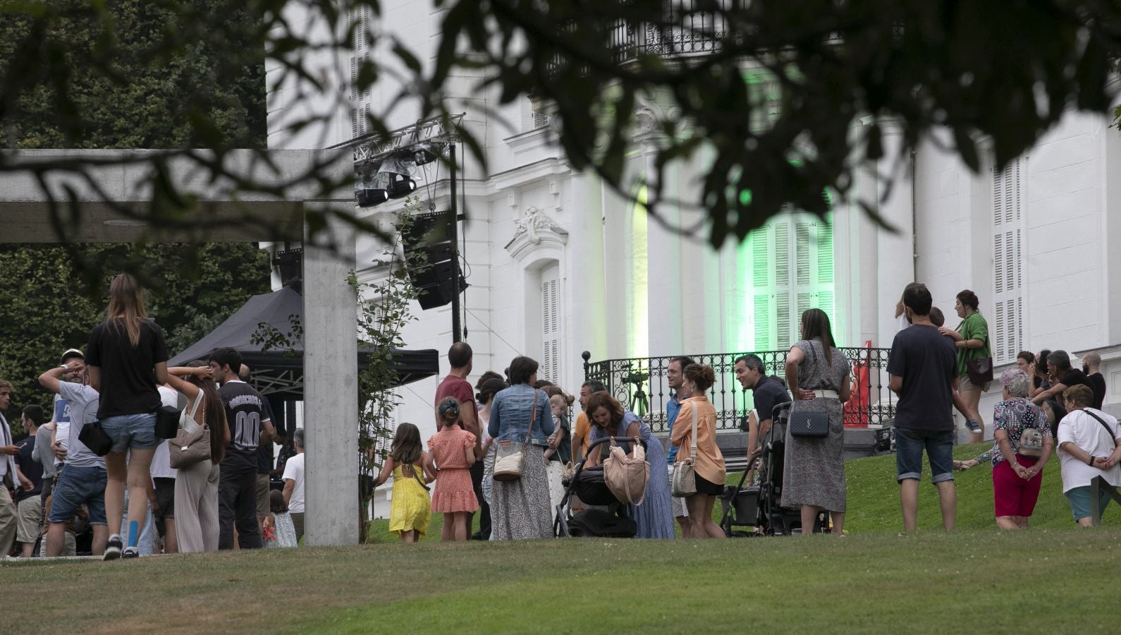 Fotos: Música electrónica con Dantz Point en Aiete