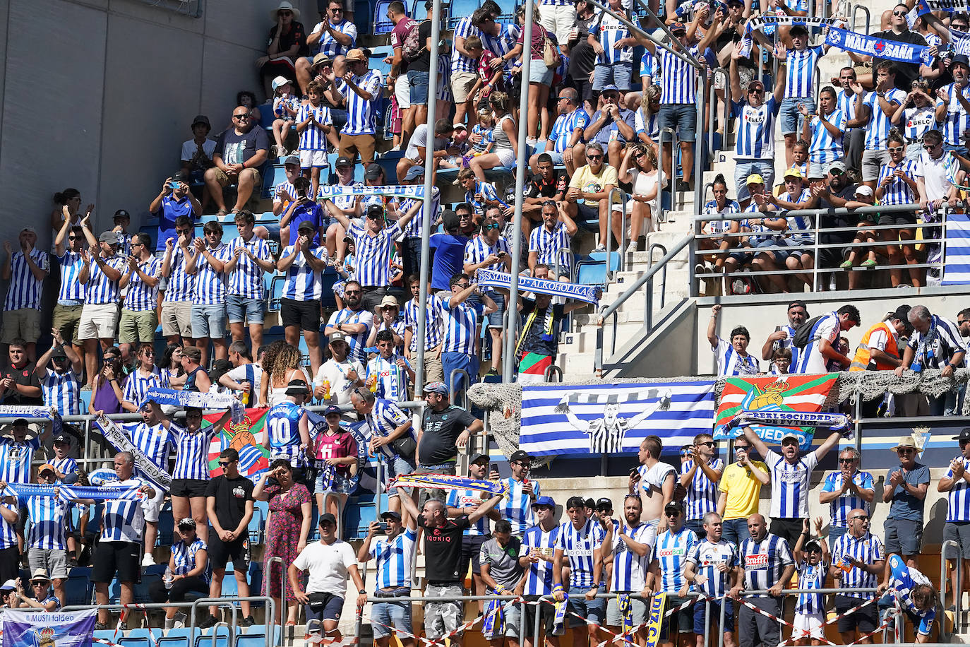 Fotos: Las imágenes del Cádiz - Real Sociedad
