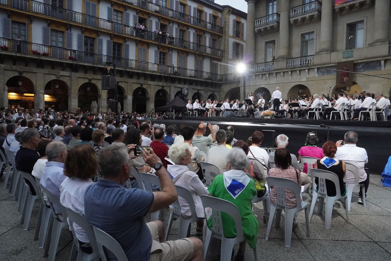 Fotos: Multitudinario Alarde de Txistularis