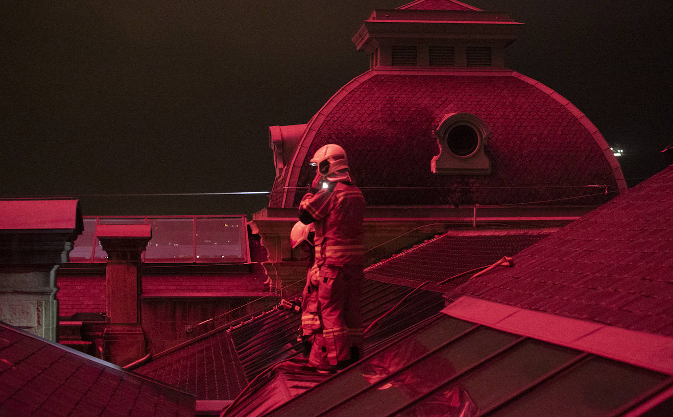 Fotos: Evitar que los Fuegos acaben en incendio