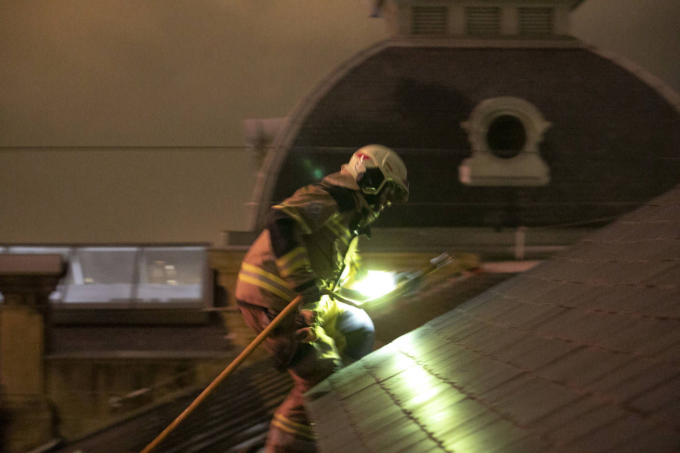 Fotos: Evitar que los Fuegos acaben en incendio