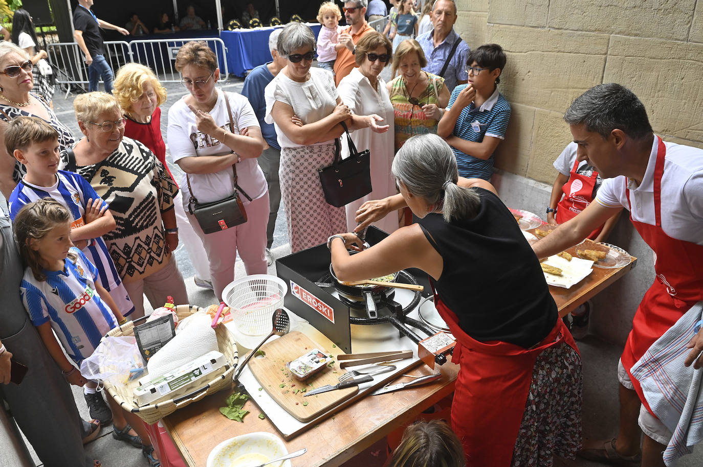 Fotos: Duelo de delantales en familia
