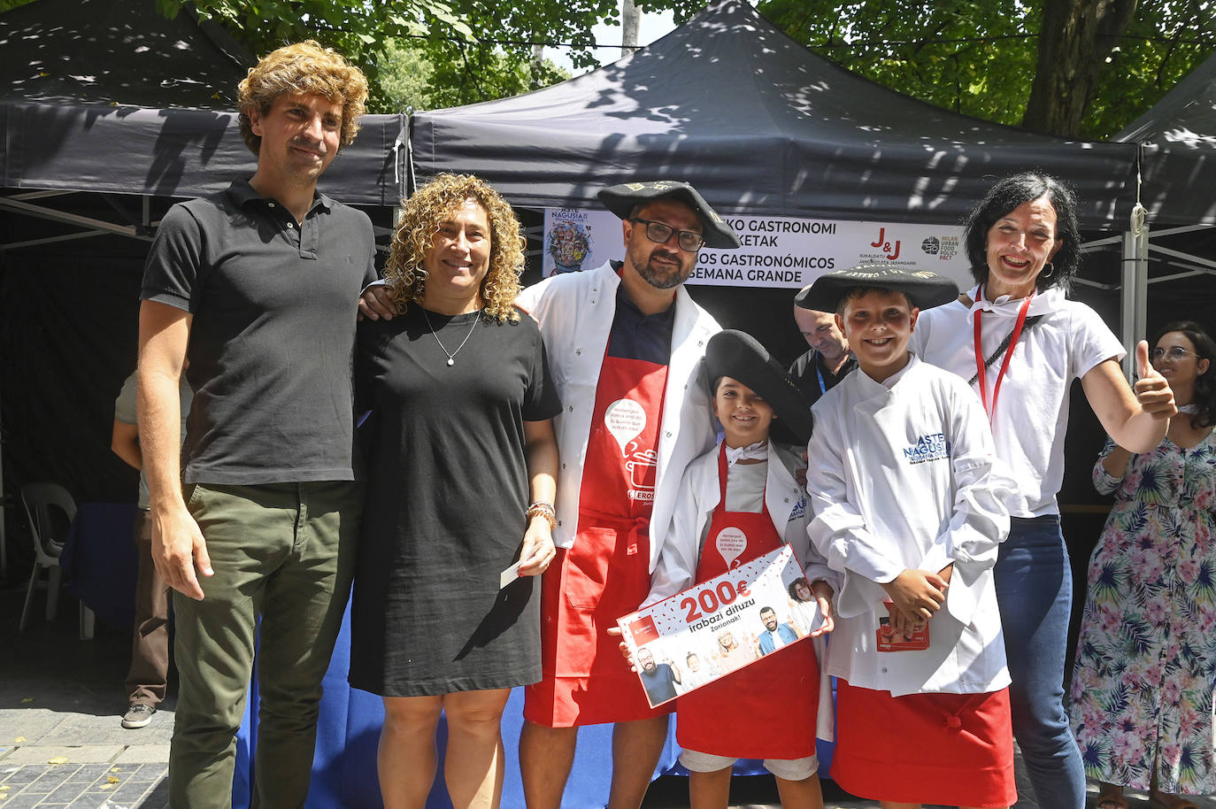 Fotos: Duelo de delantales en familia