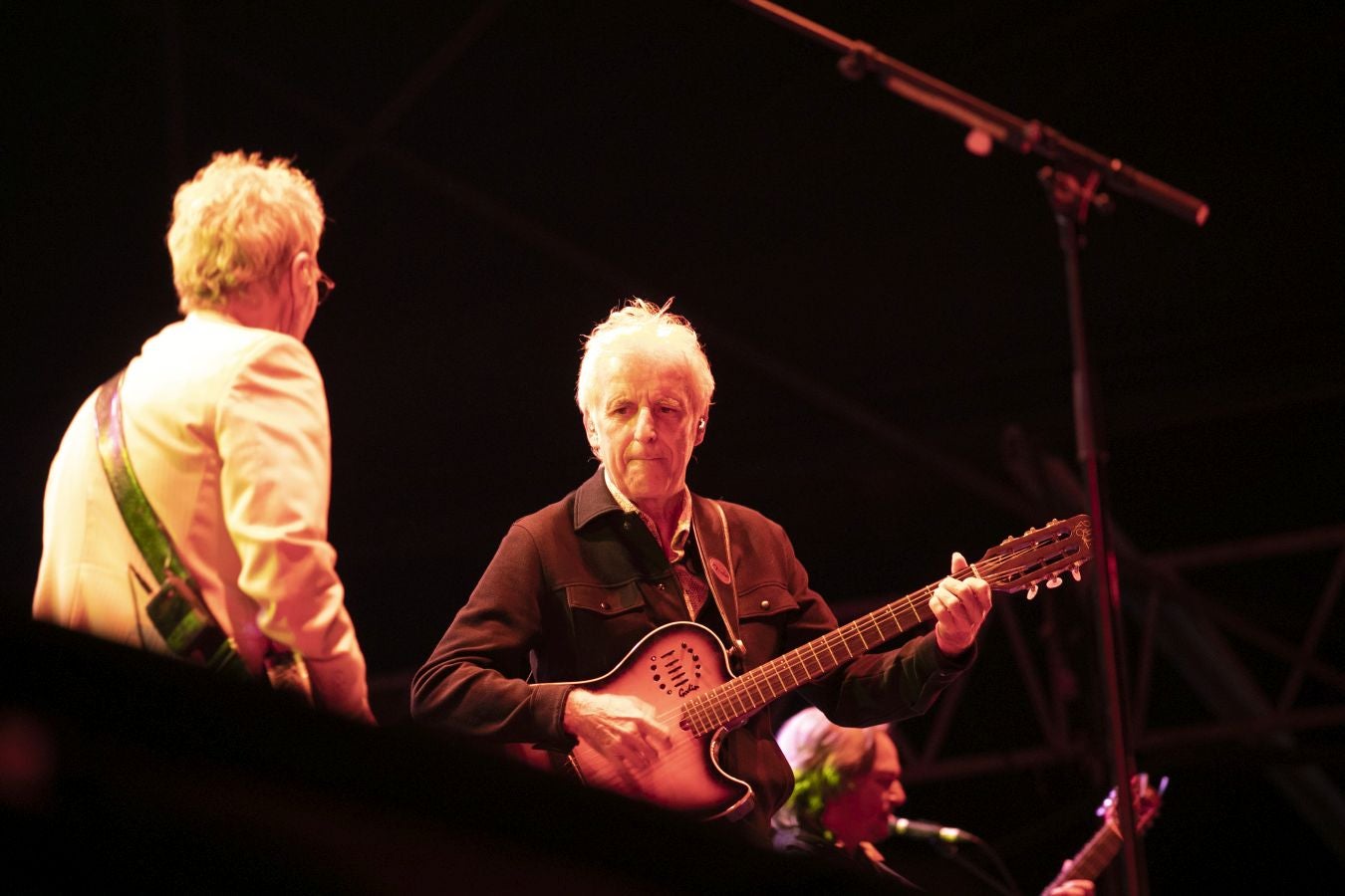 La explanada de Sagüés volvió a quedarse pequeña y los asistentes pudieron disfrutar en vivo de grandes clásicos. 