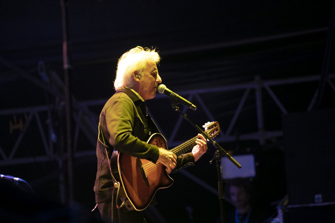 La explanada de Sagüés volvió a quedarse pequeña y los asistentes pudieron disfrutar en vivo de grandes clásicos. 