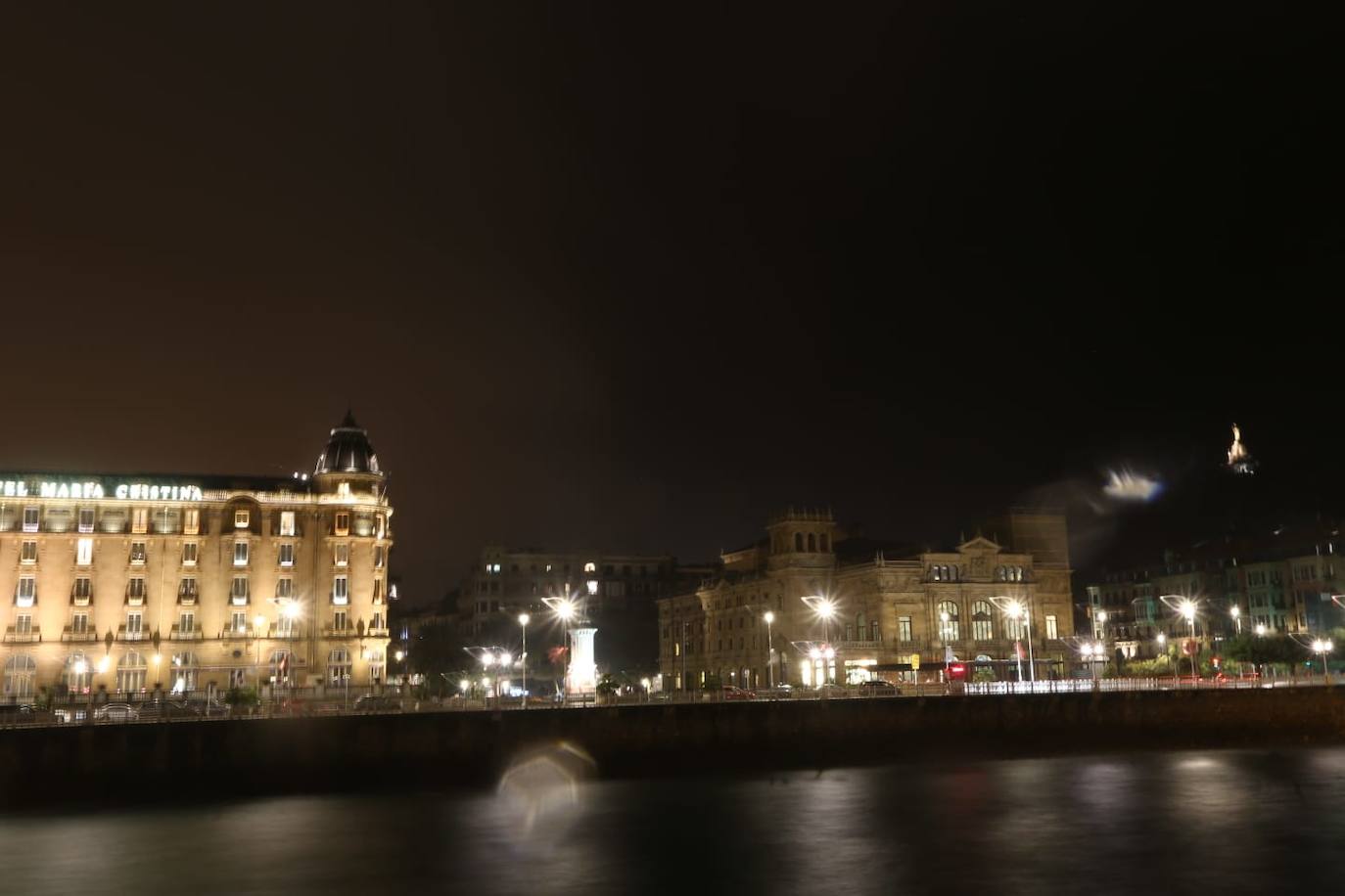 Fotos: El temporal obliga a suspender los fuegos