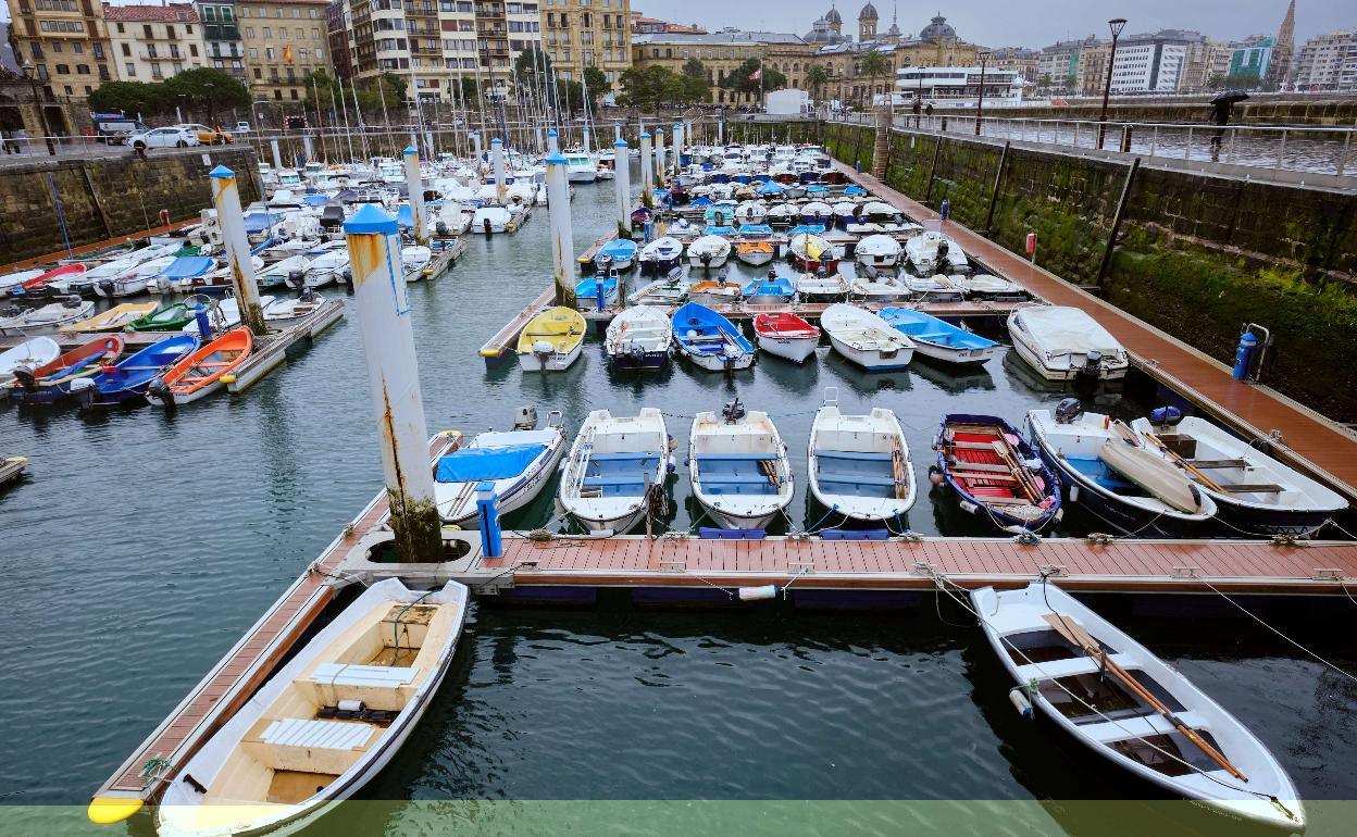 Un buen mes para aprender de pesca de bajura